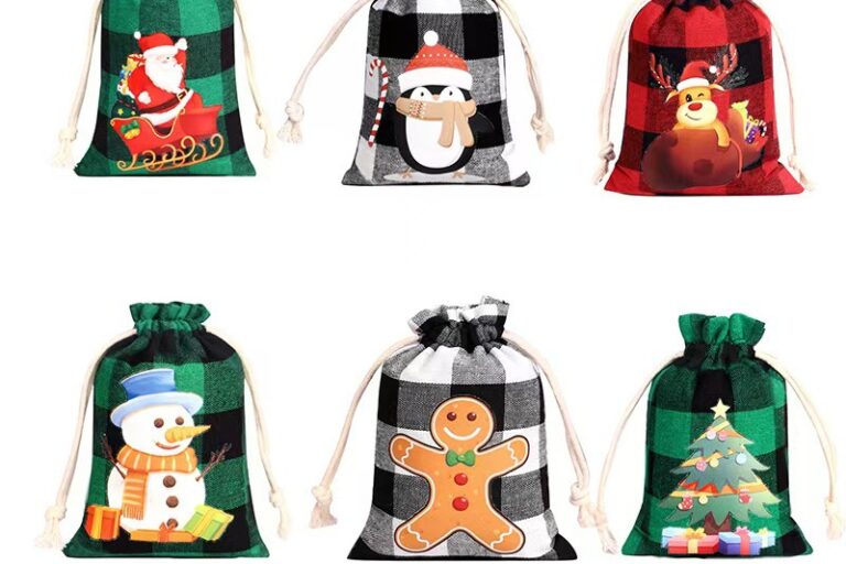Christmas Plaid Cotton Drawstring Gift Bags for Candy Storage