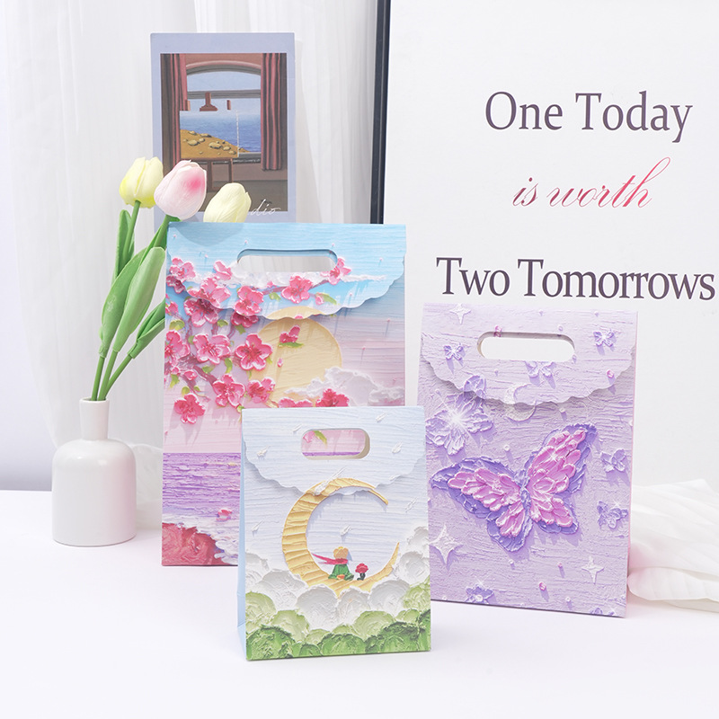 Creative Oil Painting Paper Gift Bag with Handle for Birthday and Gifts