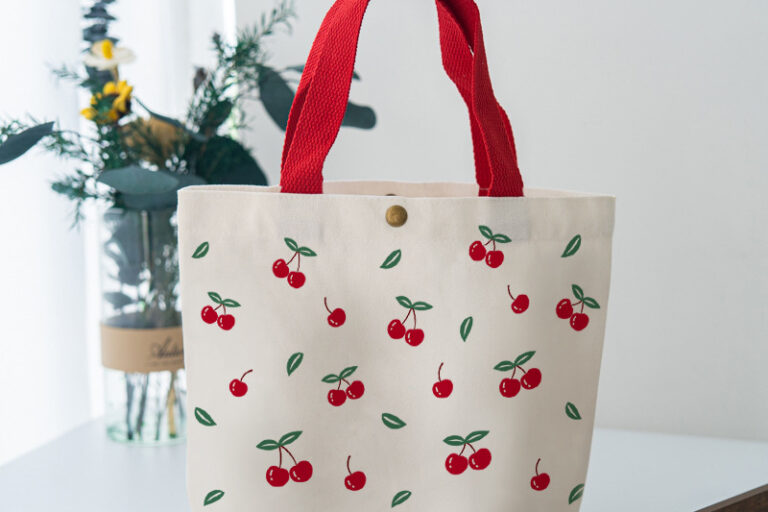 Cute Cartoon Cotton Carry Bags for Gifts and Promotions