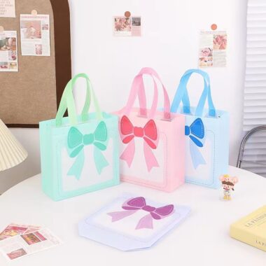  Custom Printed Dopamine Cartoon Non Woven Tote Bag for Kids’ Gift Packaging