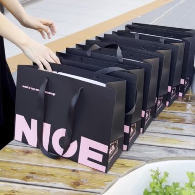  Custom Fashion Black Pink Boutique Paper Shopping Bag with Handle