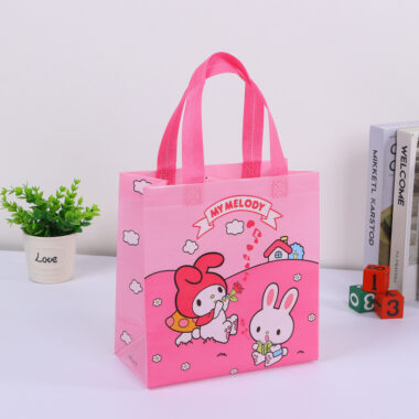 Sanrio Cartoon Non-Woven Tote Bags for Kids Gift Packaging & Wholesale